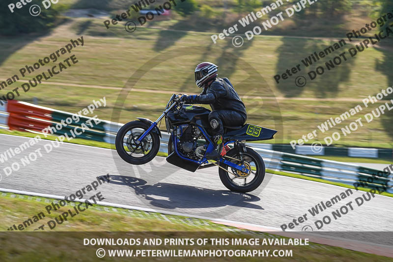 cadwell no limits trackday;cadwell park;cadwell park photographs;cadwell trackday photographs;enduro digital images;event digital images;eventdigitalimages;no limits trackdays;peter wileman photography;racing digital images;trackday digital images;trackday photos
